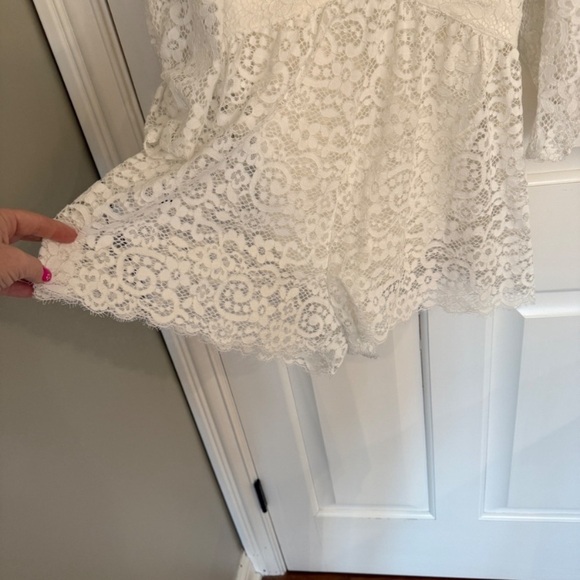 New! For Love & Lemons Santo Eyelash Lace Ruffles Romper White 3399 - Picture 8 of 15